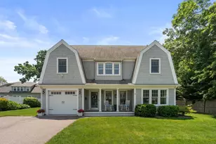 33 Harbor Ave, Falmouth, MA 02540 - Photo 1