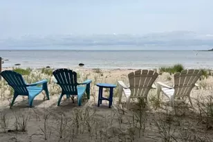 7 Cove St, Mattapoisett, MA 02739 - Photo 1