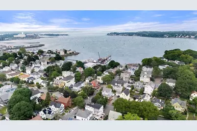 35 Ocean Avenue #3, Salem, MA 01970 - Photo 1