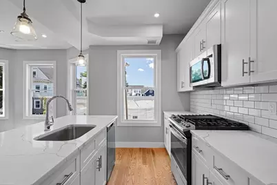 4 Mount Vernon St. #1, Boston, MA 02125 - Photo 1