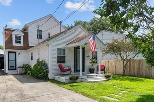 7 Grove St, Fairhaven, MA 02719 - Photo 1