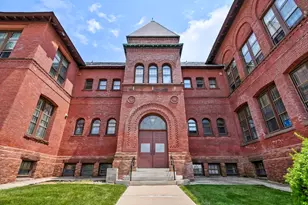 31 Elizabeth St, Worcester, MA 01605 - Photo 1