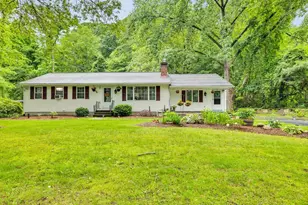 1058 Russell Rd, Westfield, MA 01085 - Photo 1
