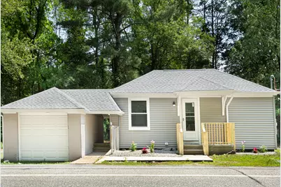 394 Douglas St, Uxbridge, MA 01569 - Photo 1