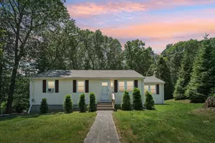 74 Oriole Dr, Northbridge, MA 01588 - Photo 1