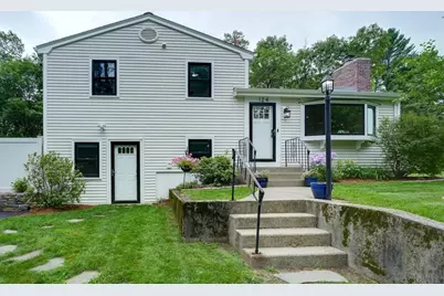124 South St, Holliston, MA 01746 - Photo 1