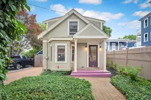 41 Sargent St, Cambridge, MA 02140 - Photo 1