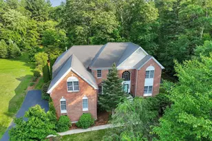 138 Fairview St, Holliston, MA 01746 - Photo 1