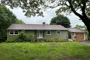 12 Crown St, Spencer, MA 01562 - Photo 1