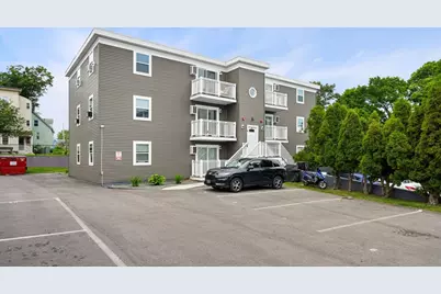 8 Lafayette Park #9, Lynn, MA 01902 - Photo 1