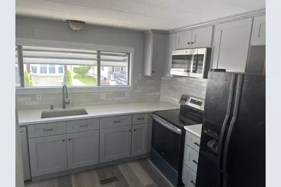 100 Phelps St #7, Marlborough, MA 01752 - Photo 1