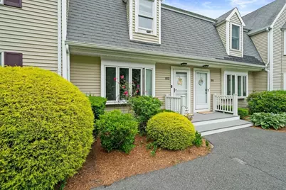 547 Washington Street #B13, Pembroke, MA 02359 - Photo 1