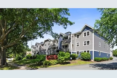 1216 Vfw Pkwy #47, Boston, MA 02132 - Photo 1