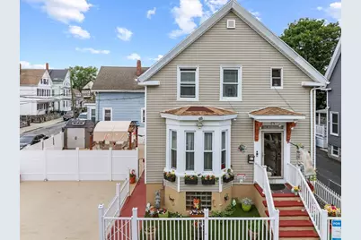 39 Crapo St, New Bedford, MA 02740 - Photo 1