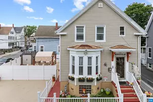 39 Crapo St, New Bedford, MA 02740 - Photo 1