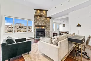 33 Commercial Wharf, Boston, MA 02110 - Photo 1