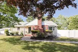 570 Bay Rd, Stoughton, MA 02072 - Photo 1