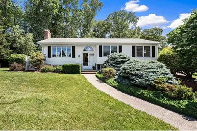 11 Sherwood Dr, Norwood, MA 02062 - Photo 1