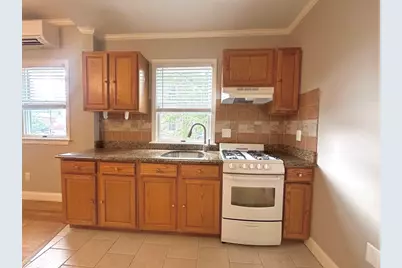 1146 Cambridge St #2, Cambridge, MA 02139 - Photo 1