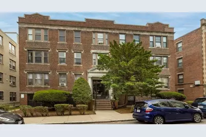 7 Lothian Rd #8, Boston, MA 02135 - Photo 1
