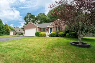 20 Eleanor Ln, Rockland, MA 02370 - Photo 1