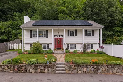 14 West Winkley St, Amesbury, MA 01913 - Photo 1