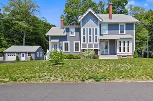 33 Grove St, Merrimac, MA 01860 - Photo 1
