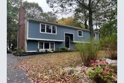 26 Spencer Dr, Plymouth, MA 02360 - Photo 1