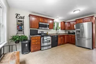 55 Edgehill Dr, Bridgewater, MA 02324 - Photo 1