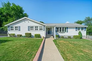 48 Hollis St, Randolph, MA 02368 - Photo 1