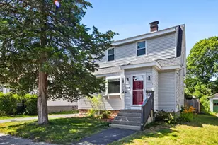 7 Hanson St, Wakefield, MA 01880 - Photo 1