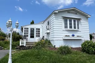 10 4th Ave, Westfield, MA 01085 - Photo 1