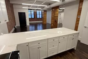 190 High St, Boston, MA 02110 - Photo 1