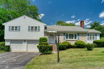 44 Ridgewood Rd, Milton, MA 02186 - Photo 1