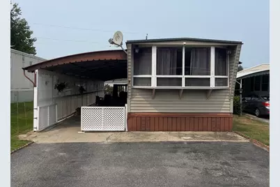 556 Central Street #4, Leominster, MA 01453 - Photo 1