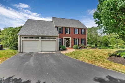 12 Saddle Hill Dr, Northborough, MA 01532 - Photo 1