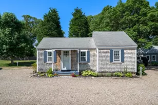 90 Seaview Ave, Yarmouth, MA 02664 - Photo 1