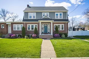 6 Bow, Woburn, MA 01801 - Photo 1