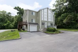 6 Knotts St, Hudson, MA 01749 - Photo 1