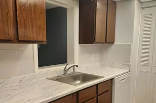 55 Greentree Ln, Weymouth, MA 02190 - Photo 1