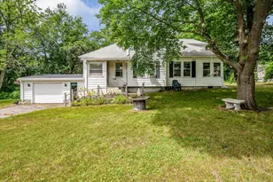 59 Riverneck Rd, Chelmsford, MA 01824 - Photo 1
