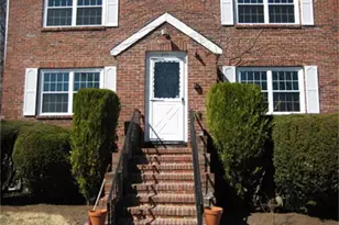 577 Hammond St, Brookline, MA 02467 - Photo 1