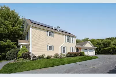 349 County St, Seekonk, MA 02771 - Photo 1