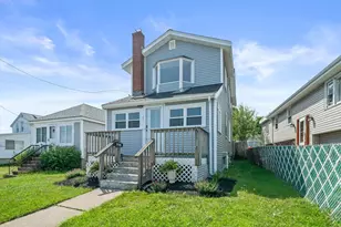 807 Sea St, Quincy, MA 02169 - Photo 1