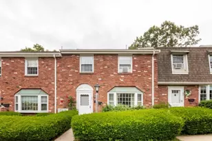 42 Queensboro Ct, Norwood, MA 02062 - Photo 1