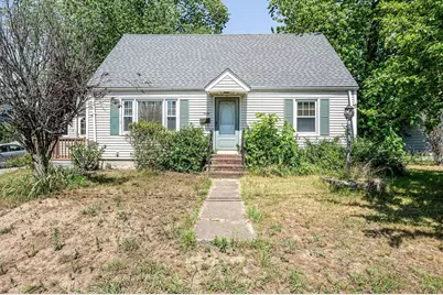 90 Chamberlain St, Lowell, MA 01852 - Photo 1