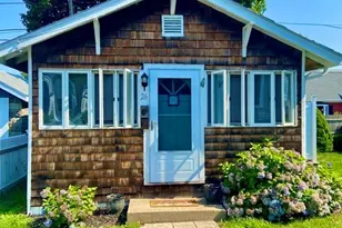 26 Bell St, Quincy, MA 02169 - Photo 1