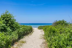 79 Clowes Dr, Falmouth, MA 02540 - Photo 1