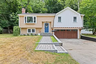 10 Grenadier Rd, Hingham, MA 02043 - Photo 1