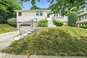 28 Kenwood Ave, Worcester, MA 01605 - Photo 1